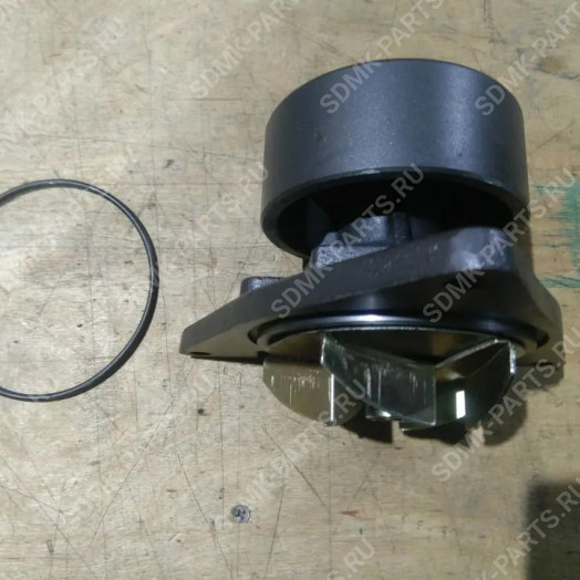 Помпа водяная Cummins  3966841